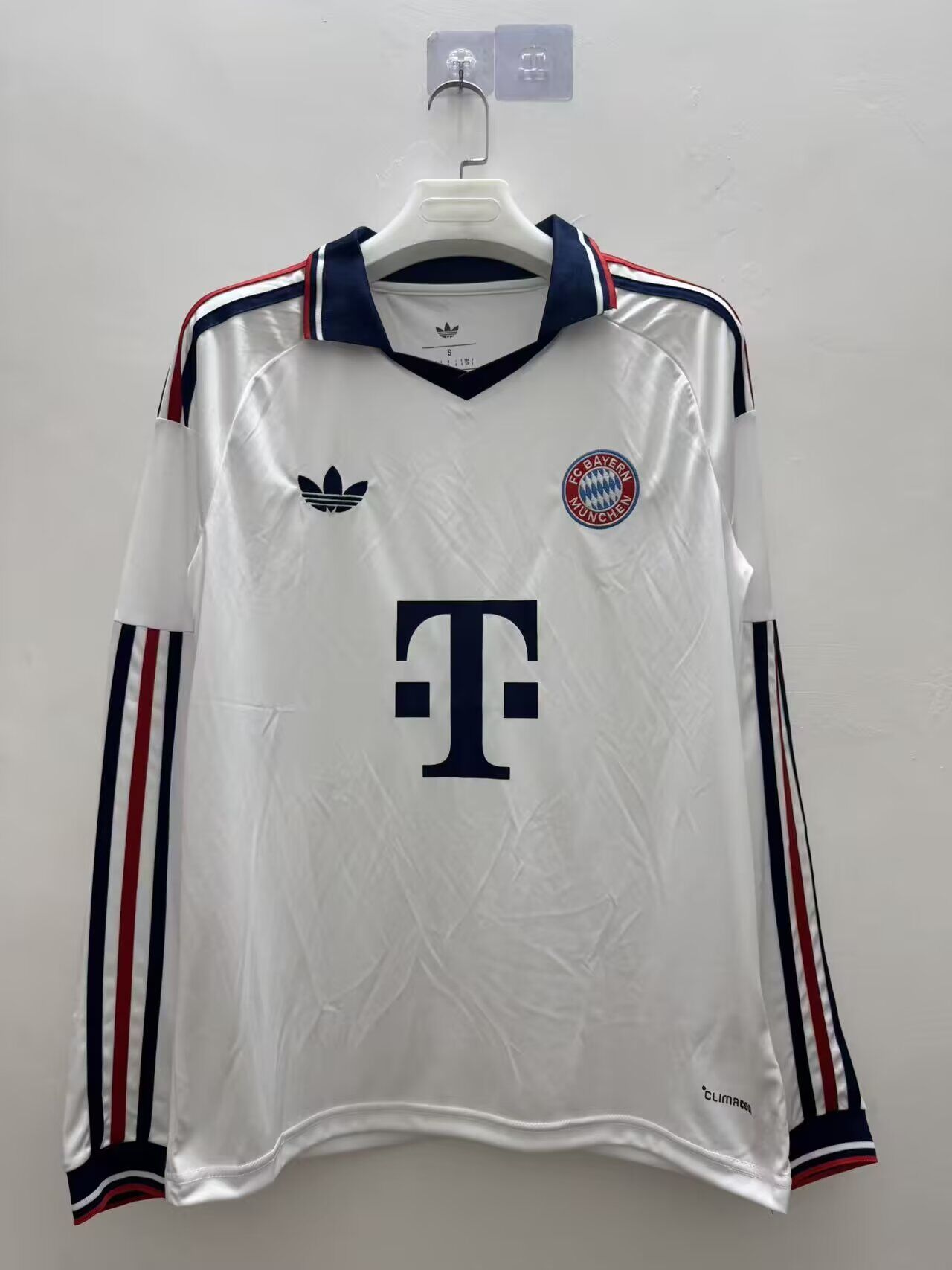 AAA Quality Bayern Munich 26/27 Away White Long Jersey
